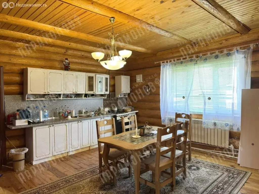 Дом в село Тургиново, Полевая улица (170 м) - Фото 1