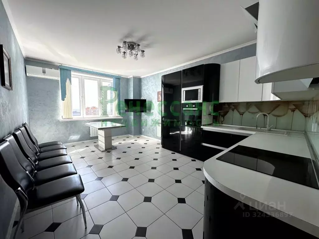 2-к кв. Брянская область, Брянск ул. Красина, 26 (80.0 м) - Фото 2