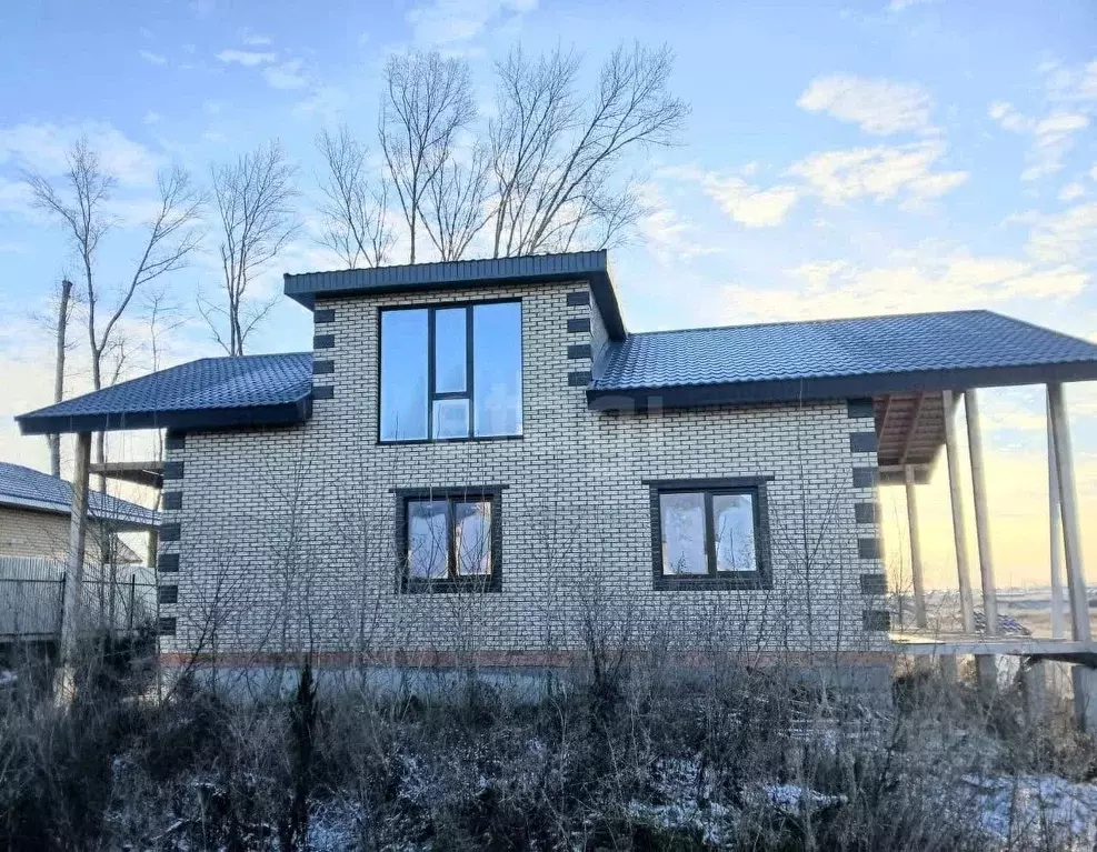 Дом в Башкортостан, Уфа городской округ, с. Нагаево ул. Багровая (240 ... - Фото 1