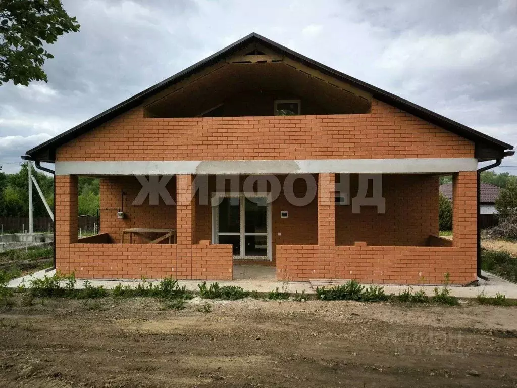 Дом в Орловская область, Орловский район, пос. Живописцев  (160 м) - Фото 0