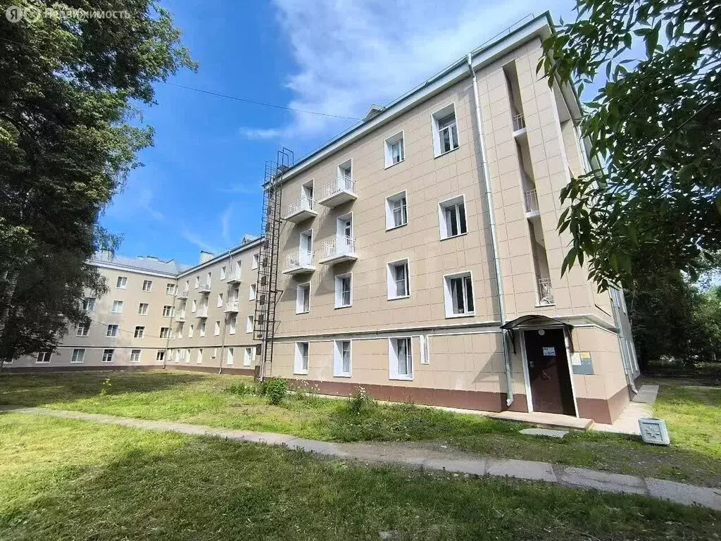 2-комнатная квартира: Кировск, улица Победы, 7 (41 м) - Фото 0