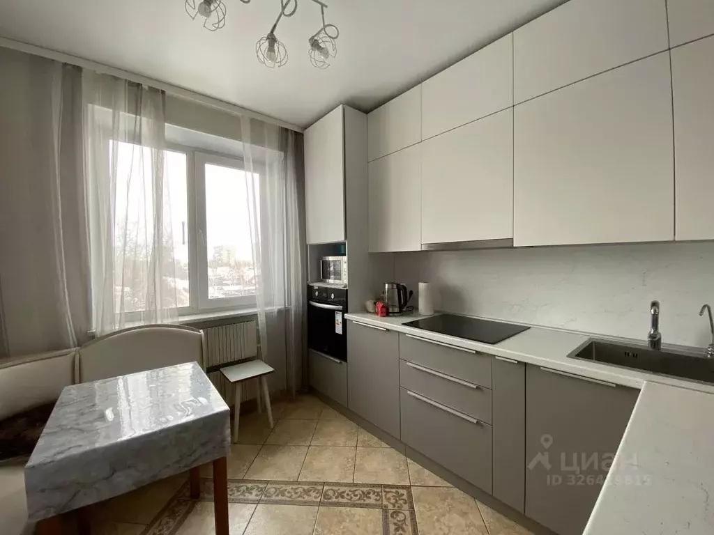 3-к кв. Челябинская область, Челябинск Ржевская ул., 33 (66.0 м) - Фото 1