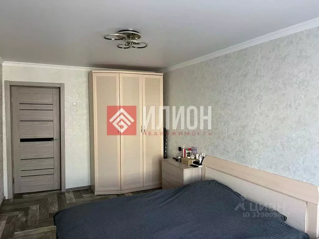 2-к кв. Крым, Армянск Имени Генерала Васильева мкр, 10 (47.5 м) - Фото 2
