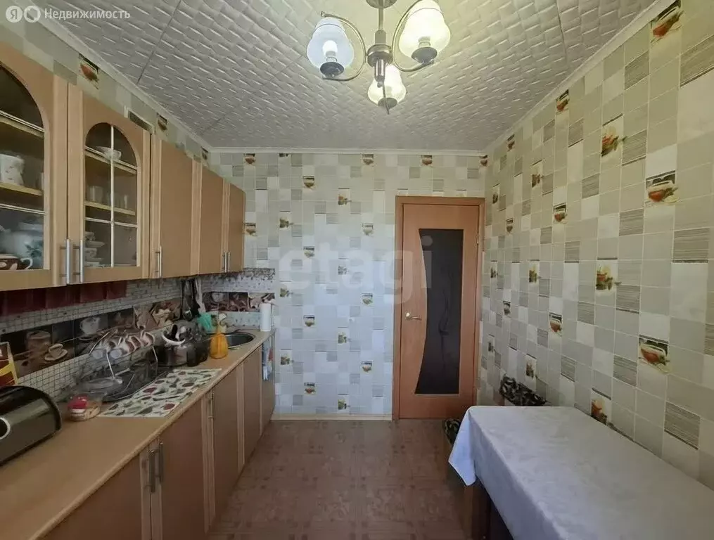 3-комнатная квартира: Новочебоксарск, улица 10-й Пятилетки, 31 (60.2 ... - Фото 1