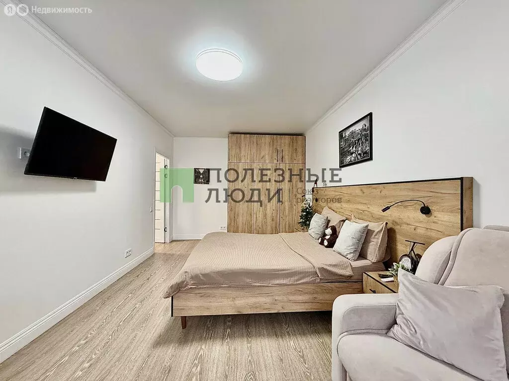 2-комнатная квартира: Красноярск, улица Петра Ломако, 2 (43 м) - Фото 2