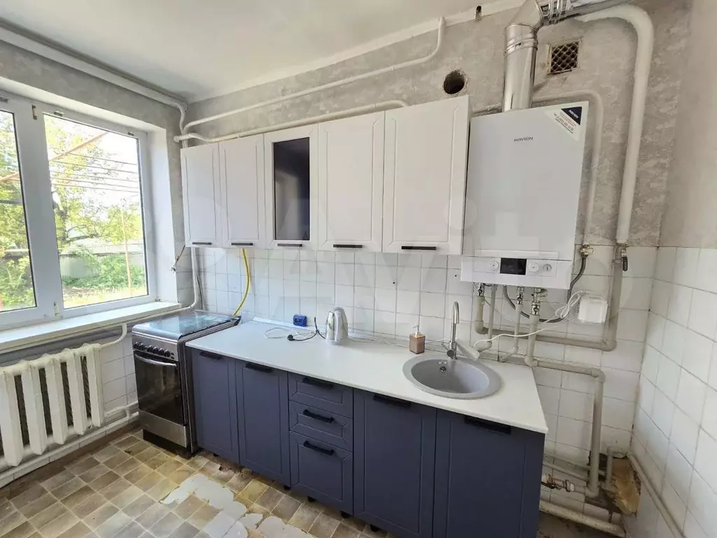 4-к. квартира, 70 м, 1/1 эт. - Фото 0