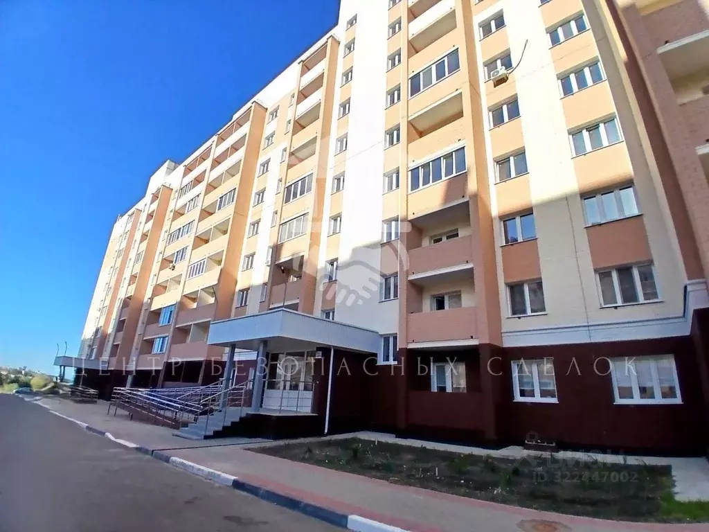 3-к кв. Орловская область, Орел ул. Родзевича-Белевича, 22 (82.8 м) - Фото 1