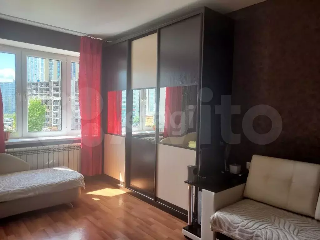 1-к. квартира, 38 м, 4/18 эт. - Фото 1