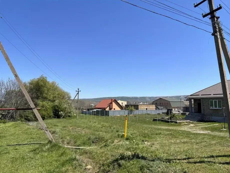 Участок в Крым, Симферопольский район, Добровское с/пос, с. Пионерское ... - Фото 2