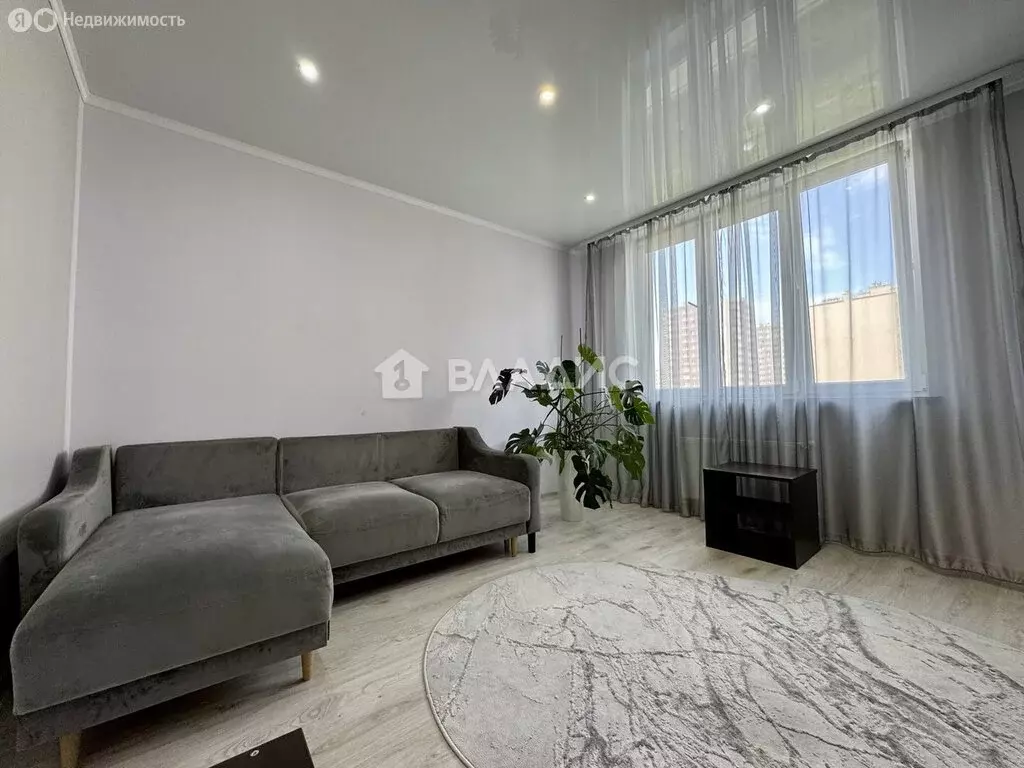 1-комнатная квартира: Калининград, улица Виктора Денисова, 26 (43.2 м) - Фото 0