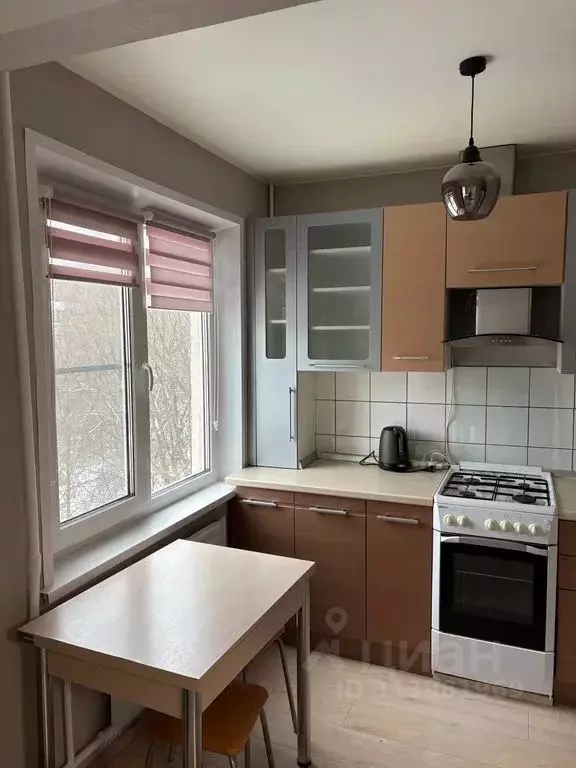 1-к кв. Удмуртия, Ижевск ул. 10 лет Октября, 45 (30.0 м) - Фото 0