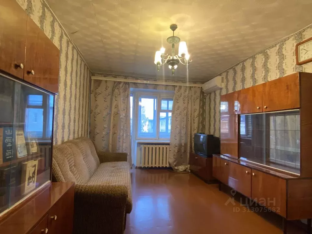 3-к кв. Владимирская область, Александров ул. Коссович, 9 (53.3 м) - Фото 0