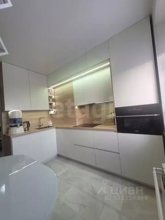 4-к кв. Ямало-Ненецкий АО, Ноябрьск ул. Изыскателей, 50 (80.3 м) - Фото 1