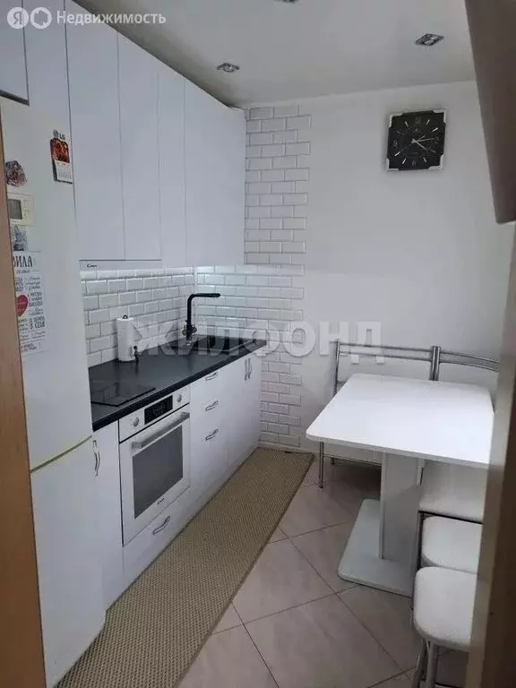 3-комнатная квартира: Тольятти, улица Фрунзе, 37 (49.3 м) - Фото 2