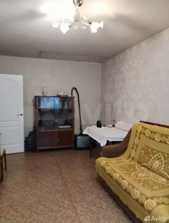 Комната 18 м в 3-к., 2/5 эт. - Фото 1