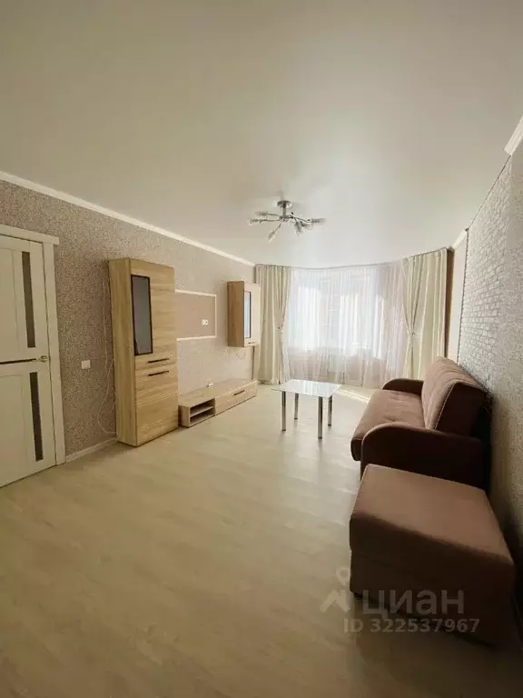 1-к кв. Брянская область, Брянск ул. Комарова, 53 (45.0 м) - Фото 0