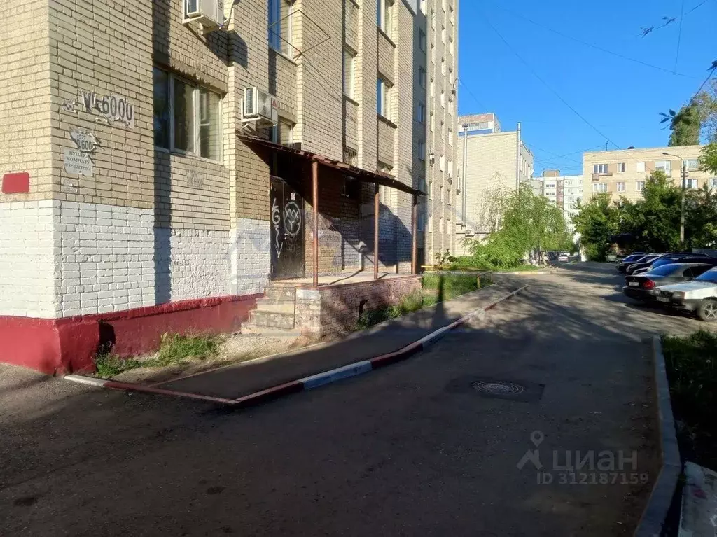 Помещение свободного назначения в Саратовская область, Балаково ул. ... - Фото 1