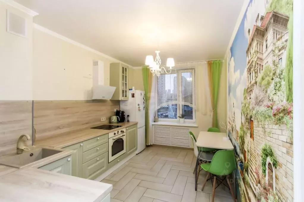 2-к кв. Тюменская область, Тюмень Заречный проезд, 37к1 (68.5 м) - Фото 1