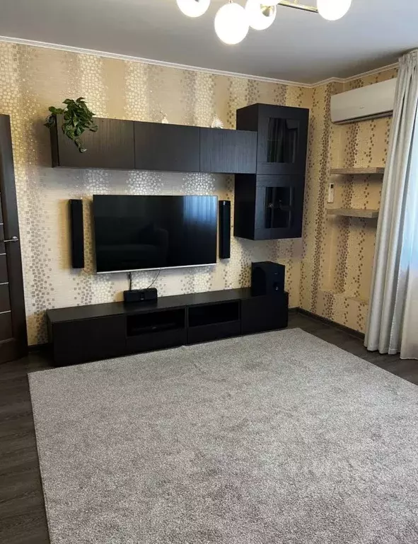 2-к кв. Москва, Москва, Московский г. ул. Бианки, 5к1 (57.0 м) - Фото 1