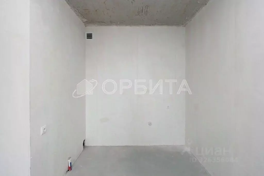 1-к кв. Тюменская область, Тюмень ул. Краснооктябрьская, 8 (38.4 м) - Фото 2