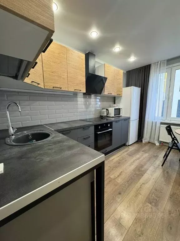 2-к кв. Татарстан, Казань ул. Александра Курынова, 4к3 (50.0 м) - Фото 1