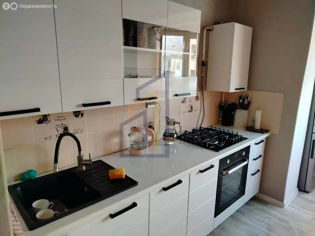 3-комнатная квартира: Евпатория, Луговая улица, 9 (65 м) - Фото 1