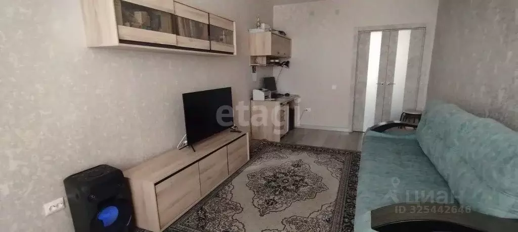 2-к кв. Башкортостан, Уфа ул. Аксакова, 81/1 (57.7 м) - Фото 1