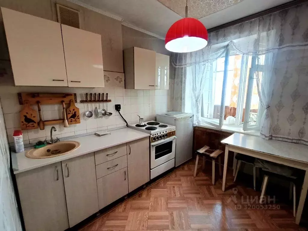 2-к кв. Брянская область, Брянск Московский просп., 24А (48.3 м) - Фото 0