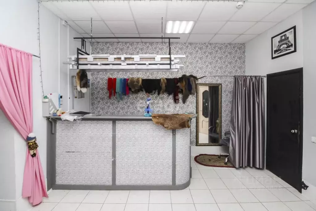 Помещение свободного назначения в Тюменская область, Тюмень Смоленская ... - Фото 1