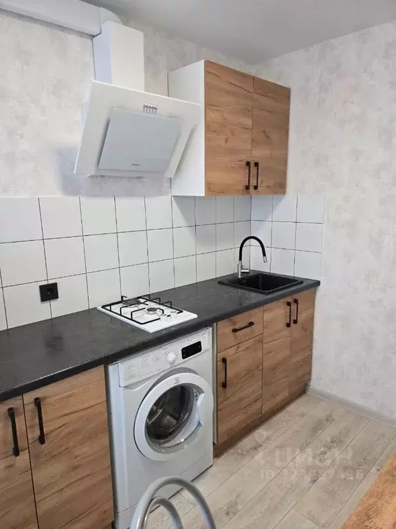 1-к кв. Омская область, Омск ул. Сулеймана Стальского, 6 (33.0 м) - Фото 2