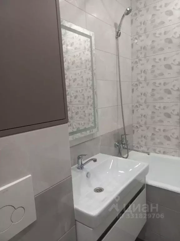 1-к кв. Хакасия, Абакан ул. Ивана Ярыгина, 33/1 (38.0 м) - Фото 1