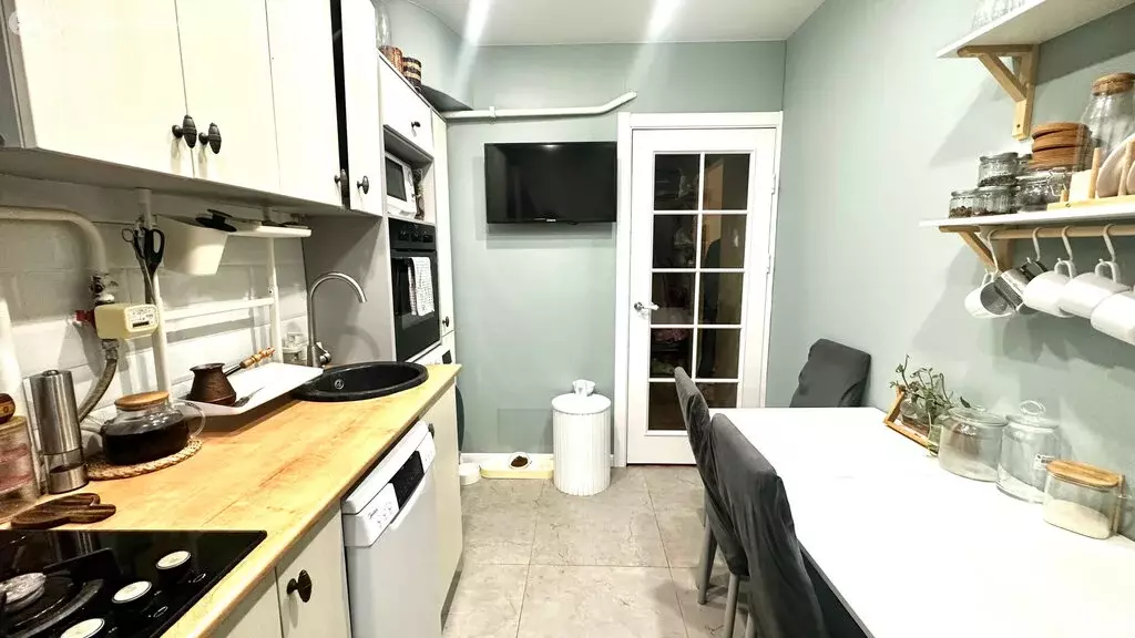 2-комнатная квартира: Пермь, Нейвинская улица, 10 (45 м) - Фото 1