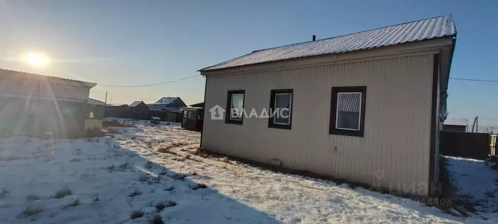 Дом в Бурятия, Иволгинский район, Гурульбинское муниципальное ... - Фото 1