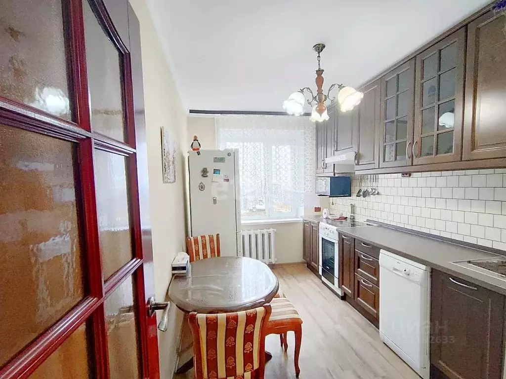 3-к кв. Камчатский край, Петропавловск-Камчатский ул. Карбышева, 14/2 ... - Фото 0