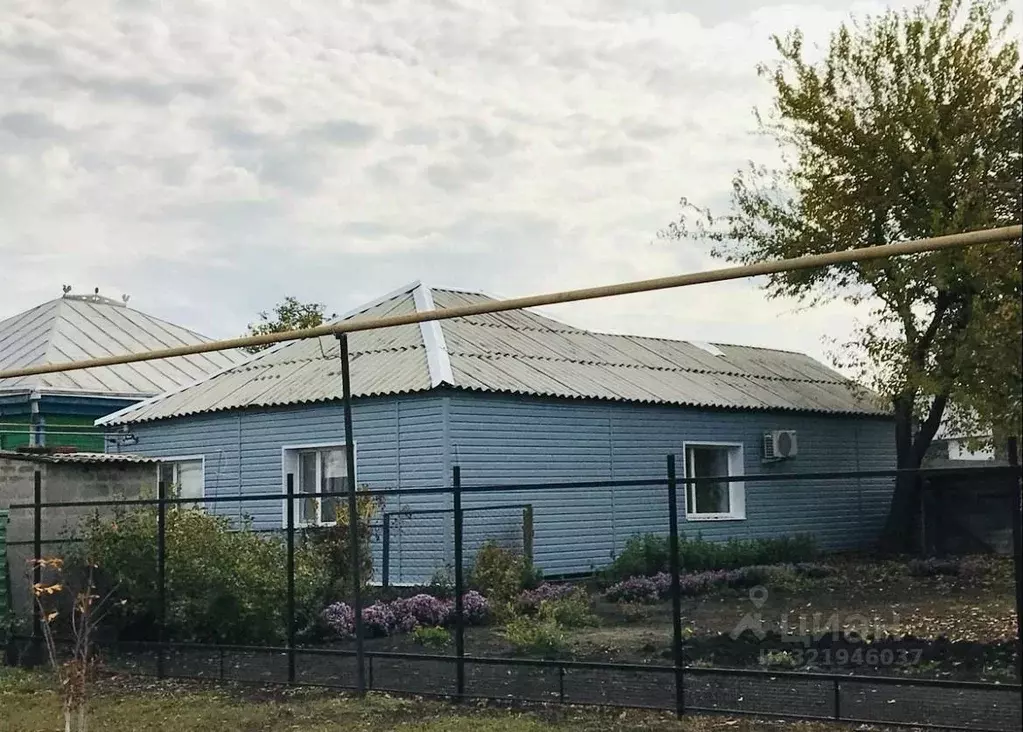 Дом в Ростовская область, Тацинская ст-ца ул. Баданова, 63 (88 м) - Фото 2