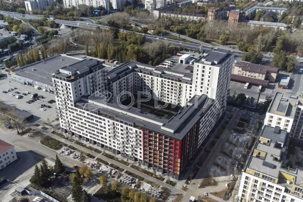 1-к кв. Тюменская область, Тюмень ул. Республики, 205к1 (33.3 м) - Фото 2