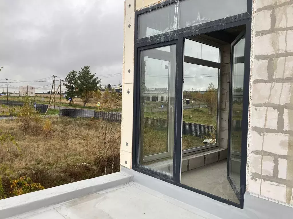 Дом в Ленинградская область, Выборгский район, Первомайское с/пос, ... - Фото 1