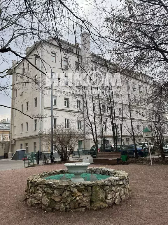 Комната Москва Старая Басманная ул., 25С5 (16.1 м) - Фото 0