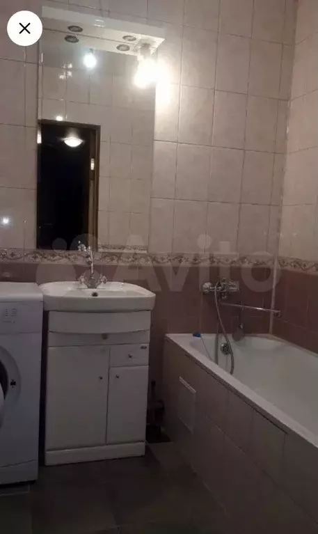 2-к. квартира, 63 м, 4/10 эт. - Фото 0