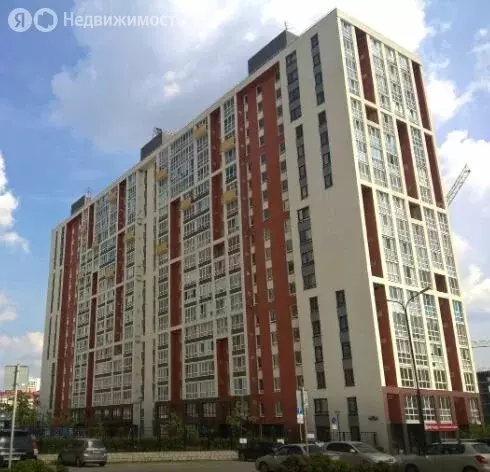 Квартира-студия: Тюмень, улица Андрея Бушуева, 2 (30.4 м) - Фото 2