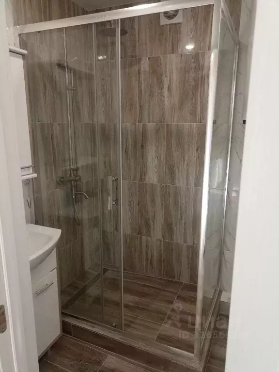 1-к кв. Крым, Керчь ул. Лейтенанта Бувина, 3 (30.0 м) - Фото 1