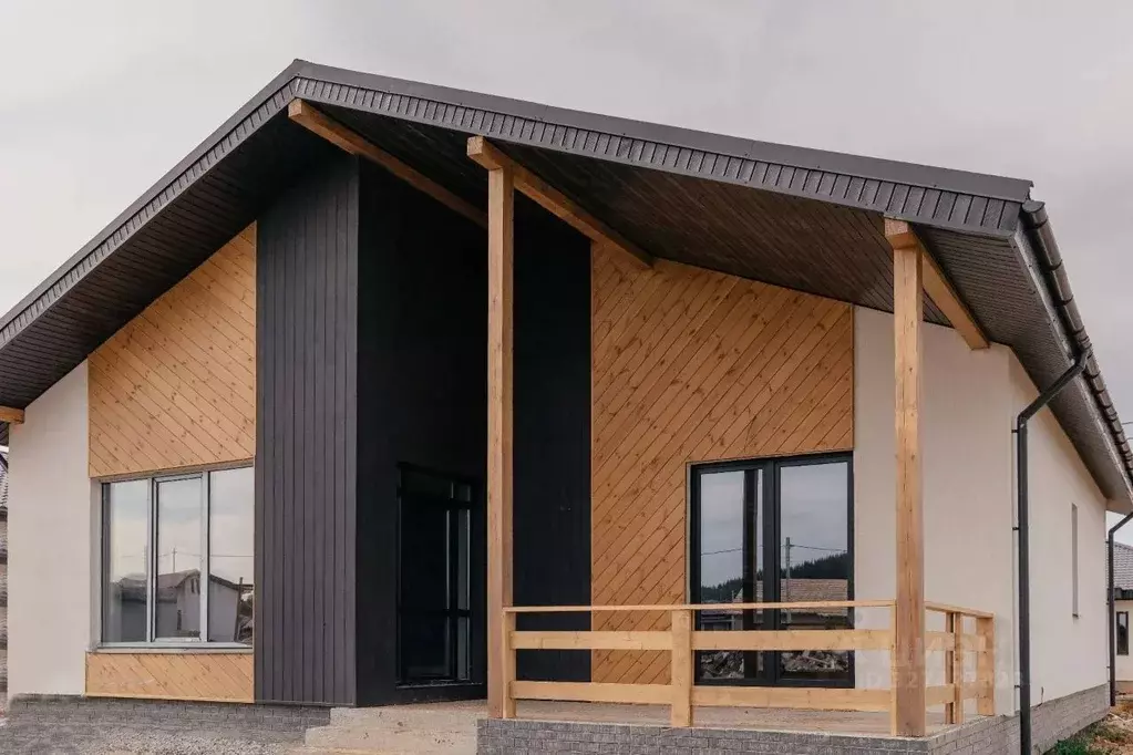 Дом в Свердловская область, Сысертский муниципальный округ, д. Малое ... - Фото 2