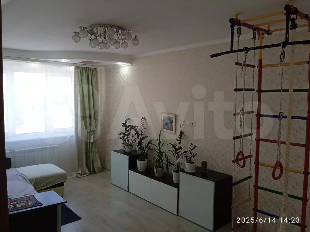 2-к. квартира, 55 м, 4/5 эт. - Фото 0