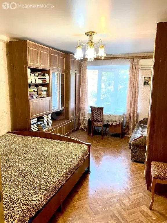 3-комнатная квартира: Краснодар, микрорайон Центральный, улица Братьев ... - Фото 1