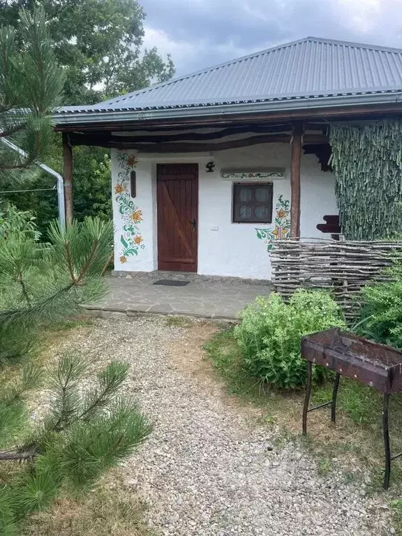 Дом в Краснодарский край, Северский район, Азовское с/пос, Убинская ... - Фото 1