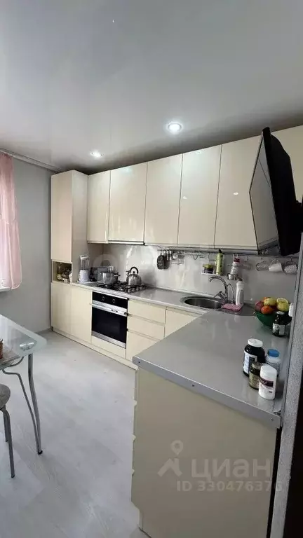 2-к кв. Татарстан, Казань Азино-1 мкр, ул. Закиева, 9 (50.9 м) - Фото 1