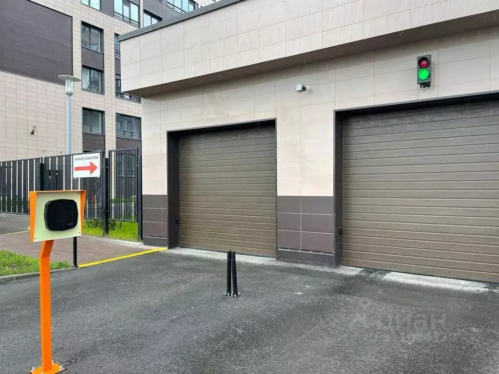 Гараж в Санкт-Петербург Кузнецовская ул., 58к1 (13 м) - Фото 1