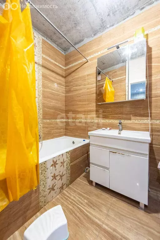 3-комнатная квартира: Хабаровск, улица Карла Маркса, 99А (68.5 м) - Фото 0