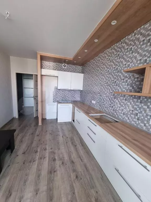 3-к. квартира, 81 м, 15/16 эт. - Фото 0