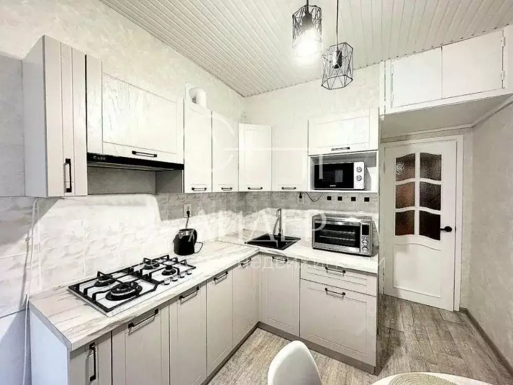 3-к кв. Краснодарский край, Сочи Светлана мкр, ул. Дмитриевой, 30А ... - Фото 1